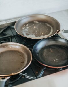 how to clean burnt pots, best kitchen cleaning hacks